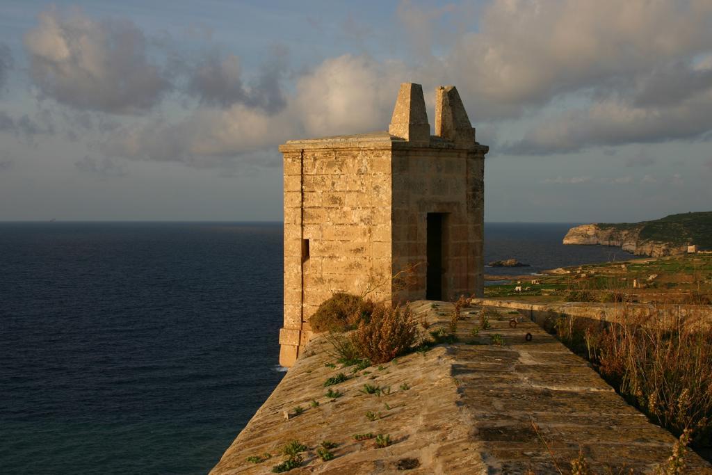 Fort Chambray Apartment Għajnsielem Extérieur photo