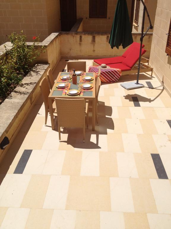 Fort Chambray Apartment Għajnsielem Chambre photo
