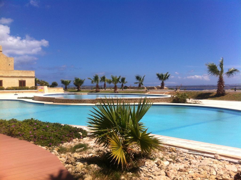 Fort Chambray Apartment Għajnsielem Chambre photo